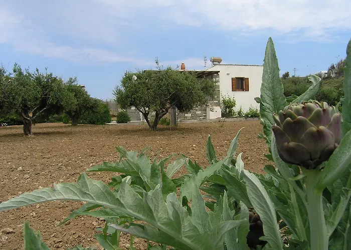 Marcello Country * Parikia (Paros)