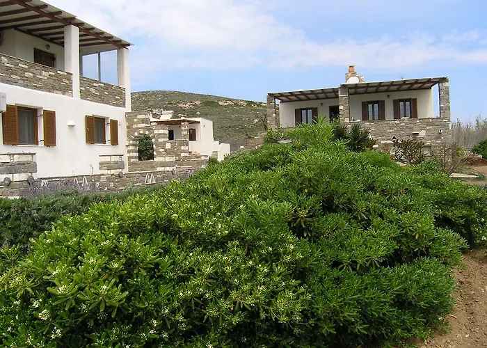 Marcello Country * Parikia (Paros)