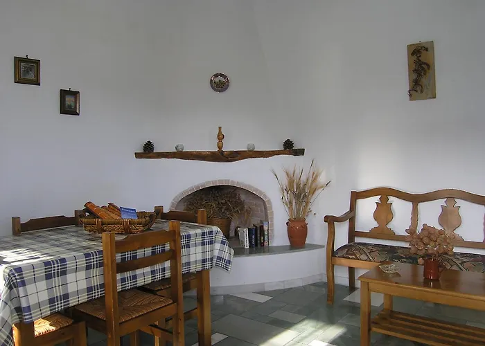 Marcello Country Parikia (Paros)